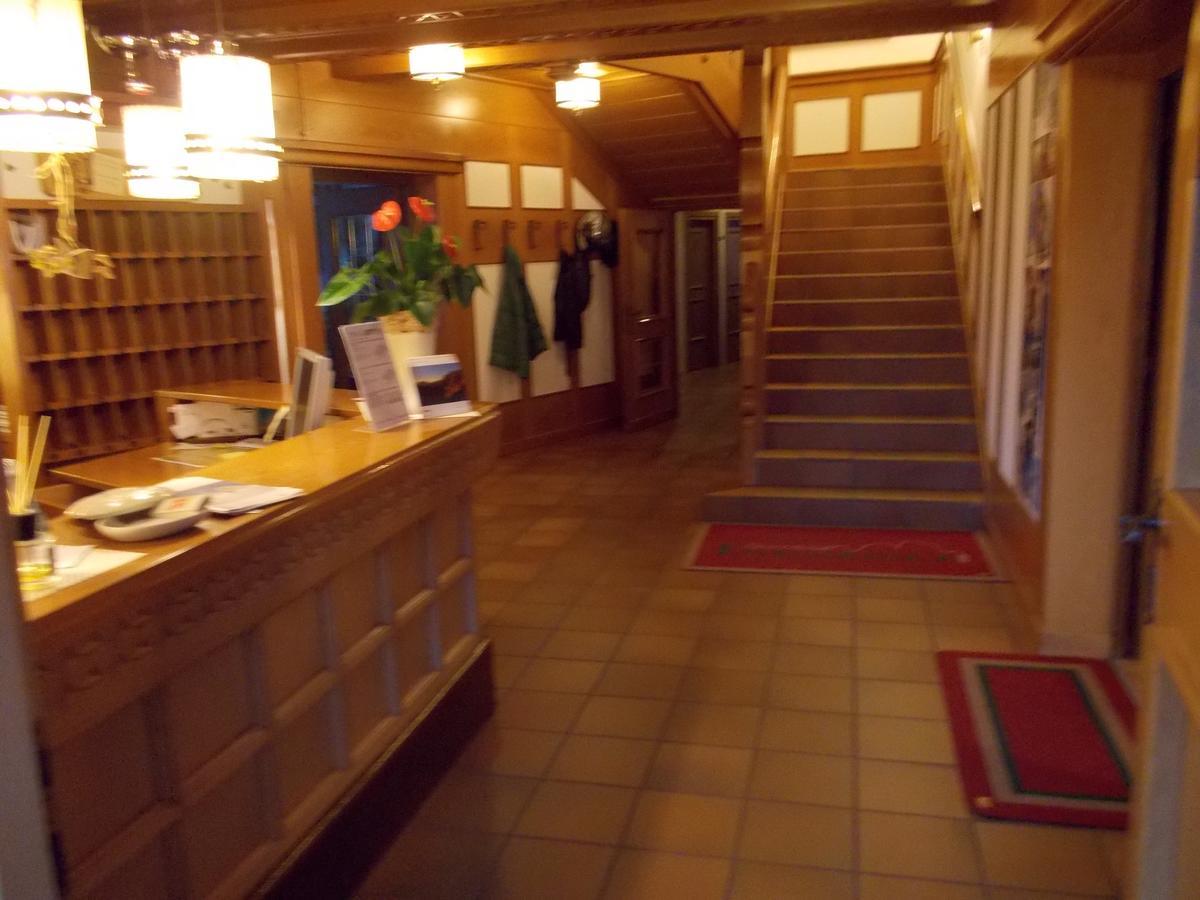 Sporthotel Enrosadira カンピテッロ・ディ・ファッサ エクステリア 写真